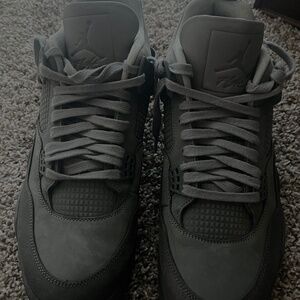 Air Jordan 4 Retro Grey